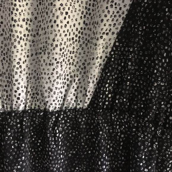 H&M Black and White Patterned Dress - Picture 5 of 5
